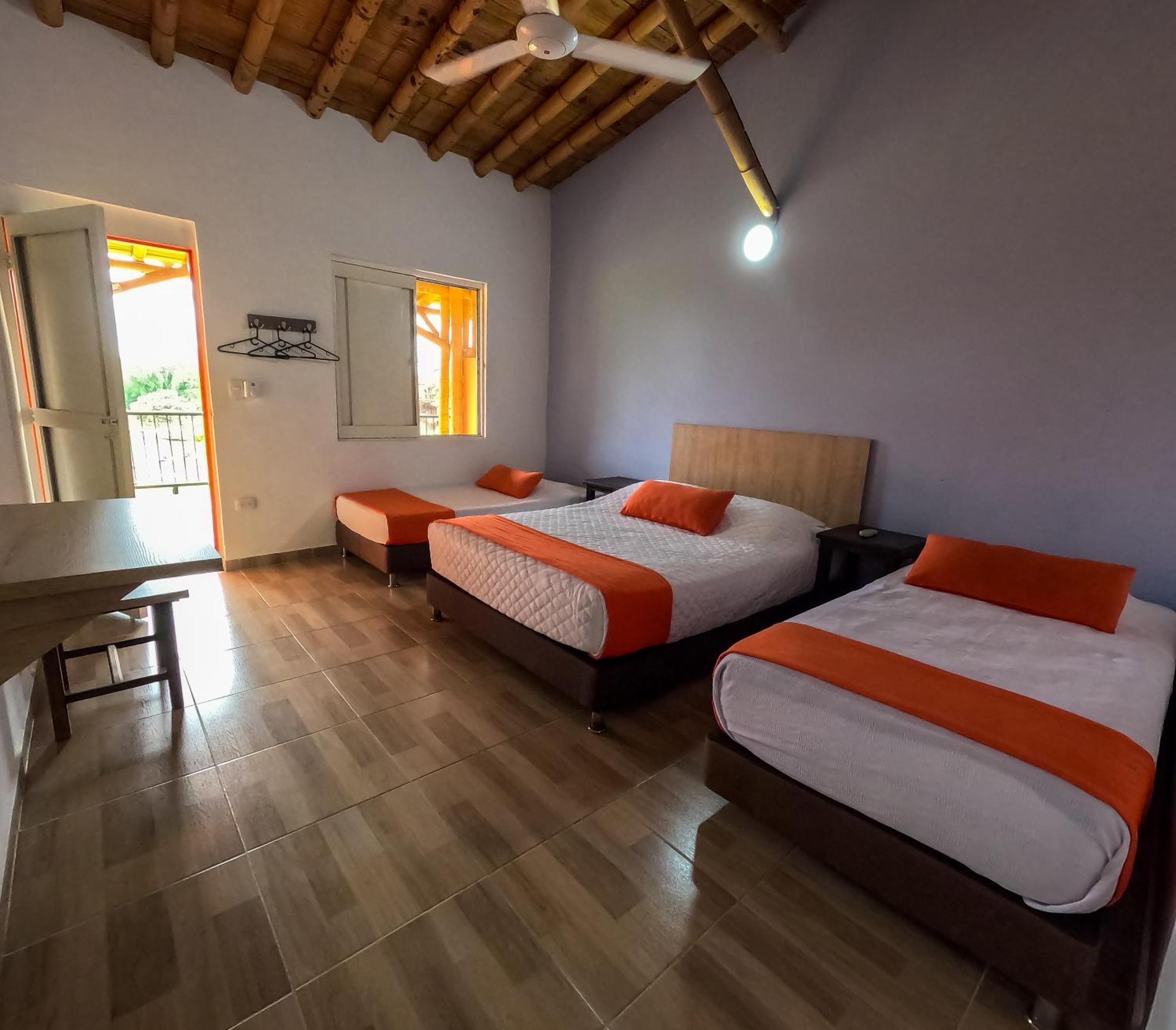 Hotel Parque De Los Arrieros Montenegro Exteriör bild