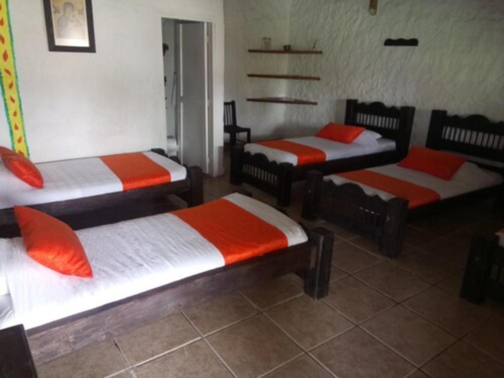 Hotel Parque De Los Arrieros Montenegro Exteriör bild