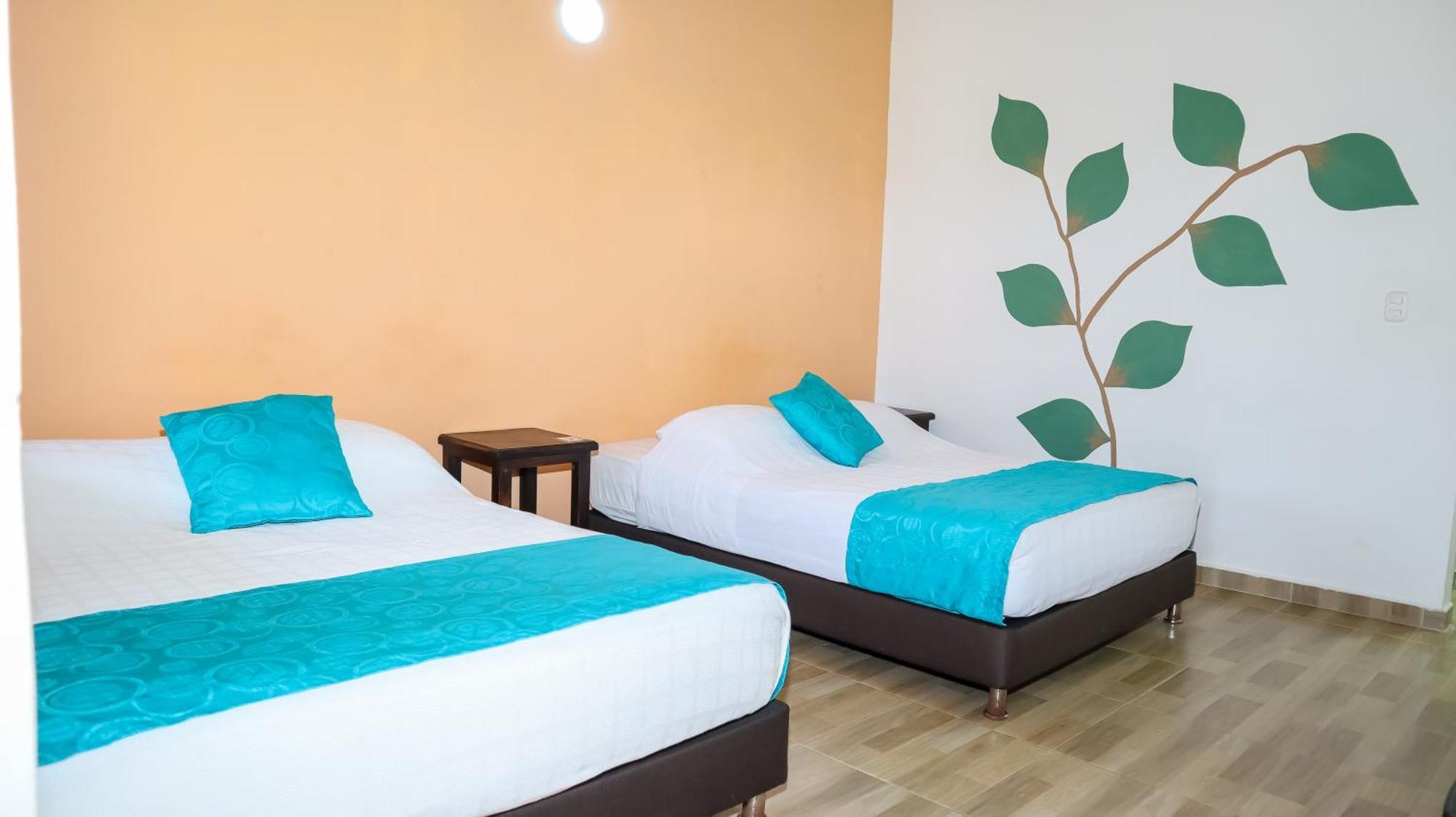 Hotel Parque De Los Arrieros Montenegro Exteriör bild