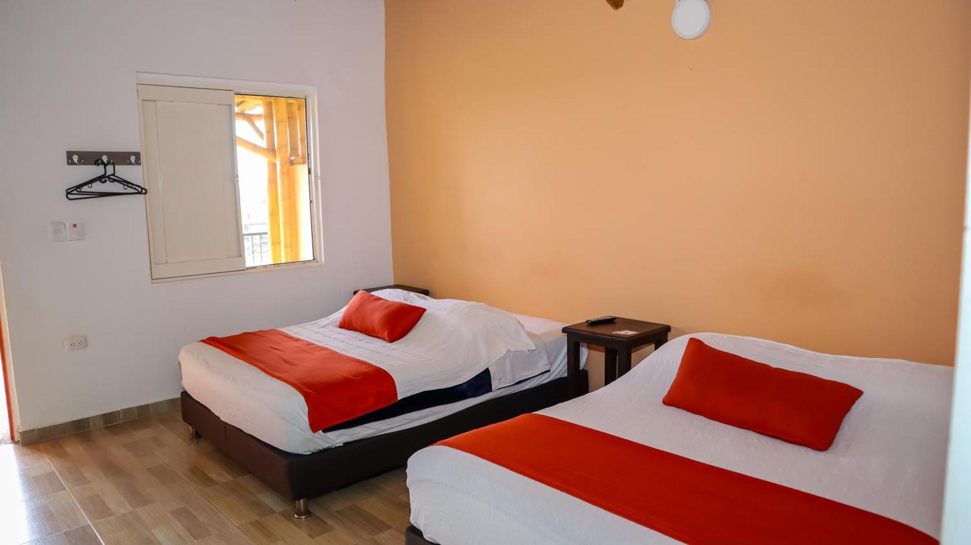 Hotel Parque De Los Arrieros Montenegro Exteriör bild