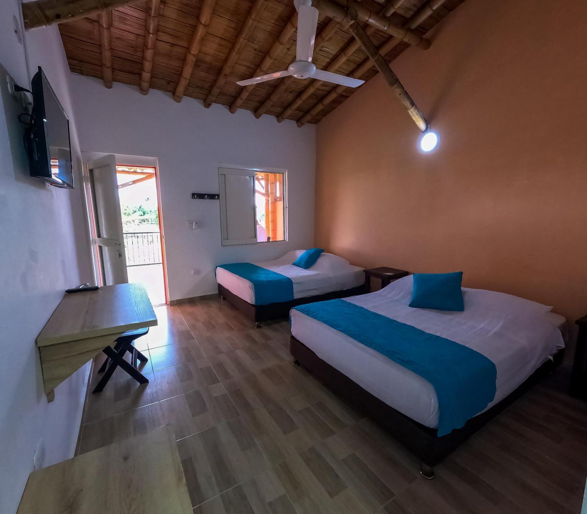 Hotel Parque De Los Arrieros Montenegro Exteriör bild